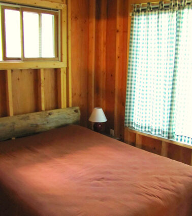 Cabin 12: Doe - Bedroom