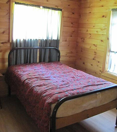 cabin4_bedroom_big