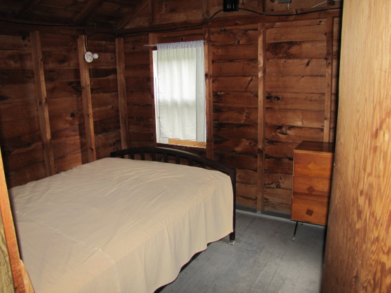 Cabin 13 Bedroom